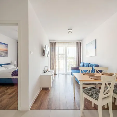 Horyzont Apartamenty- Baltycka 7ab- Sniadania Kołobrzeg